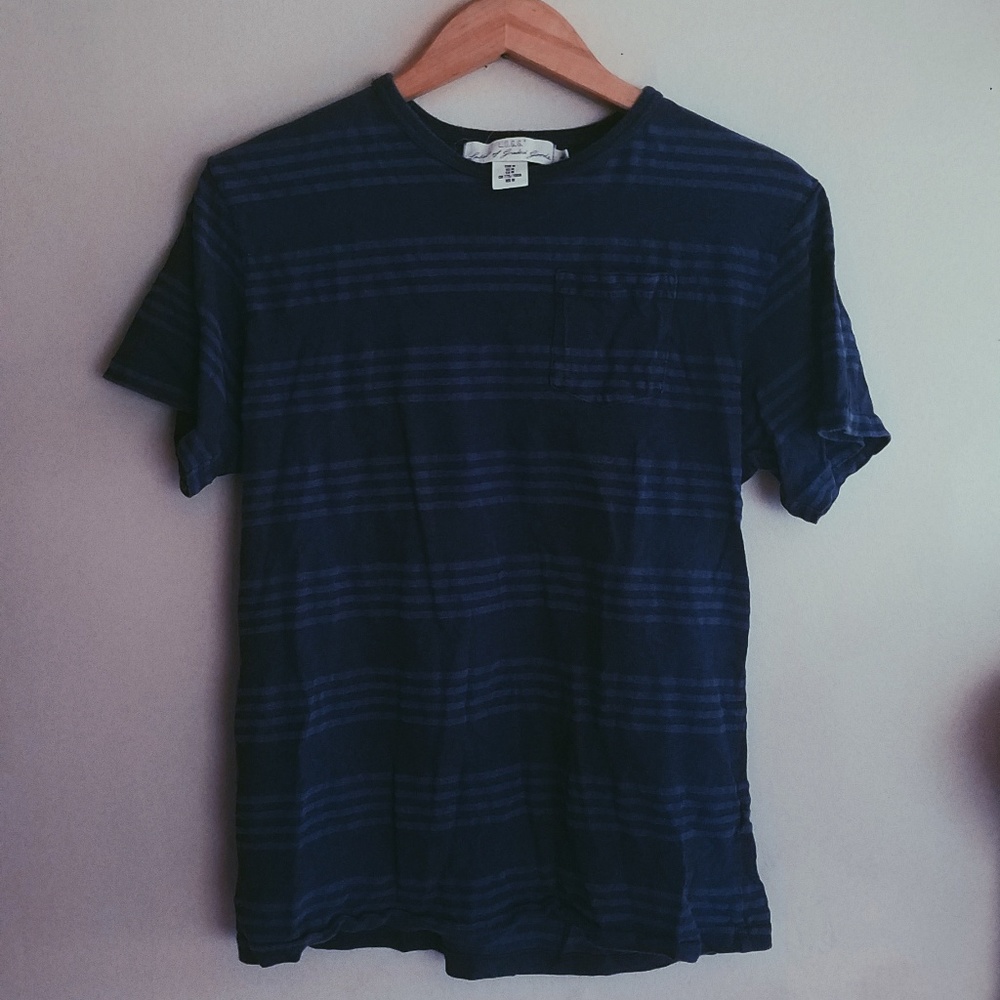 H&M T•S•H•I•R•T•